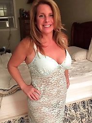 Desirable  mature gilf with hairy vagina