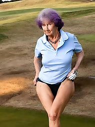 Mature Granny Pornopics: Hyper-Realistic Photography and Surrealist Photography