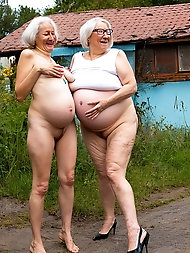 Gilf Pussy Pics: 86yo Chubby Ukrainian Grandma in Bikini